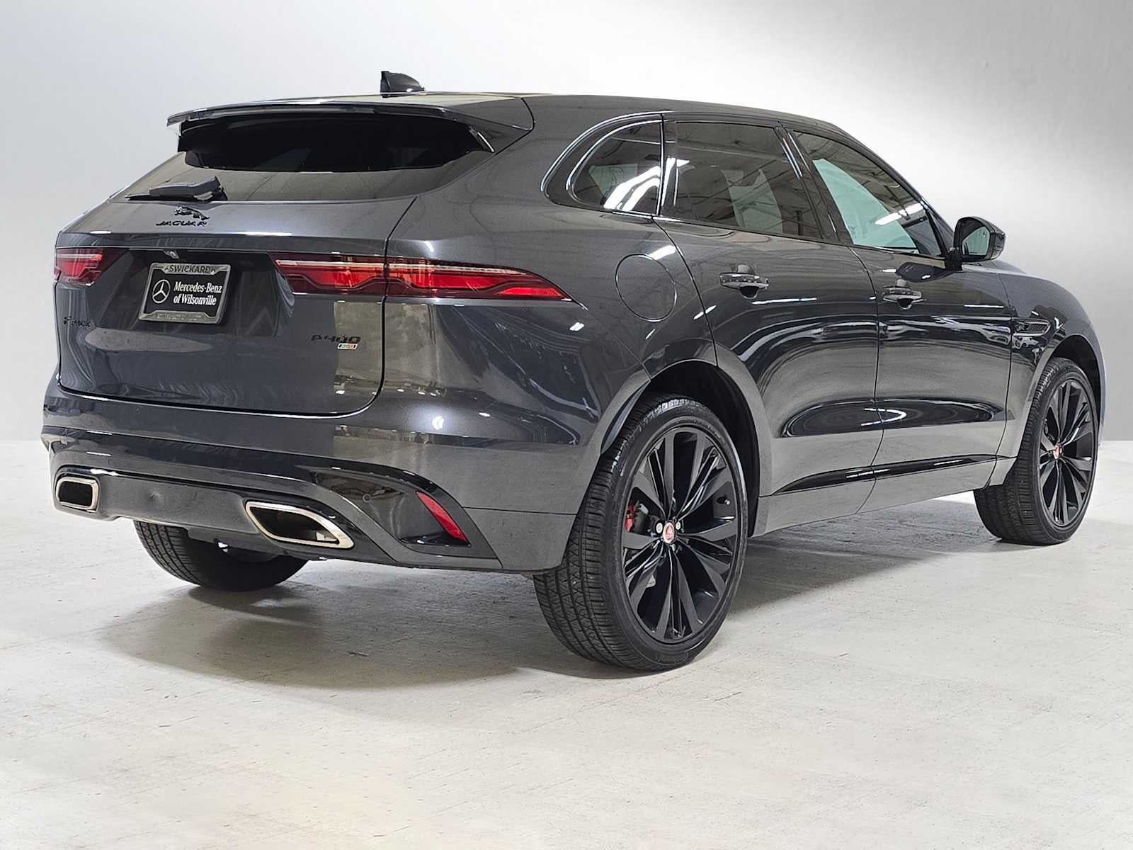 2023 Jaguar F-PACE R-Dynamic S