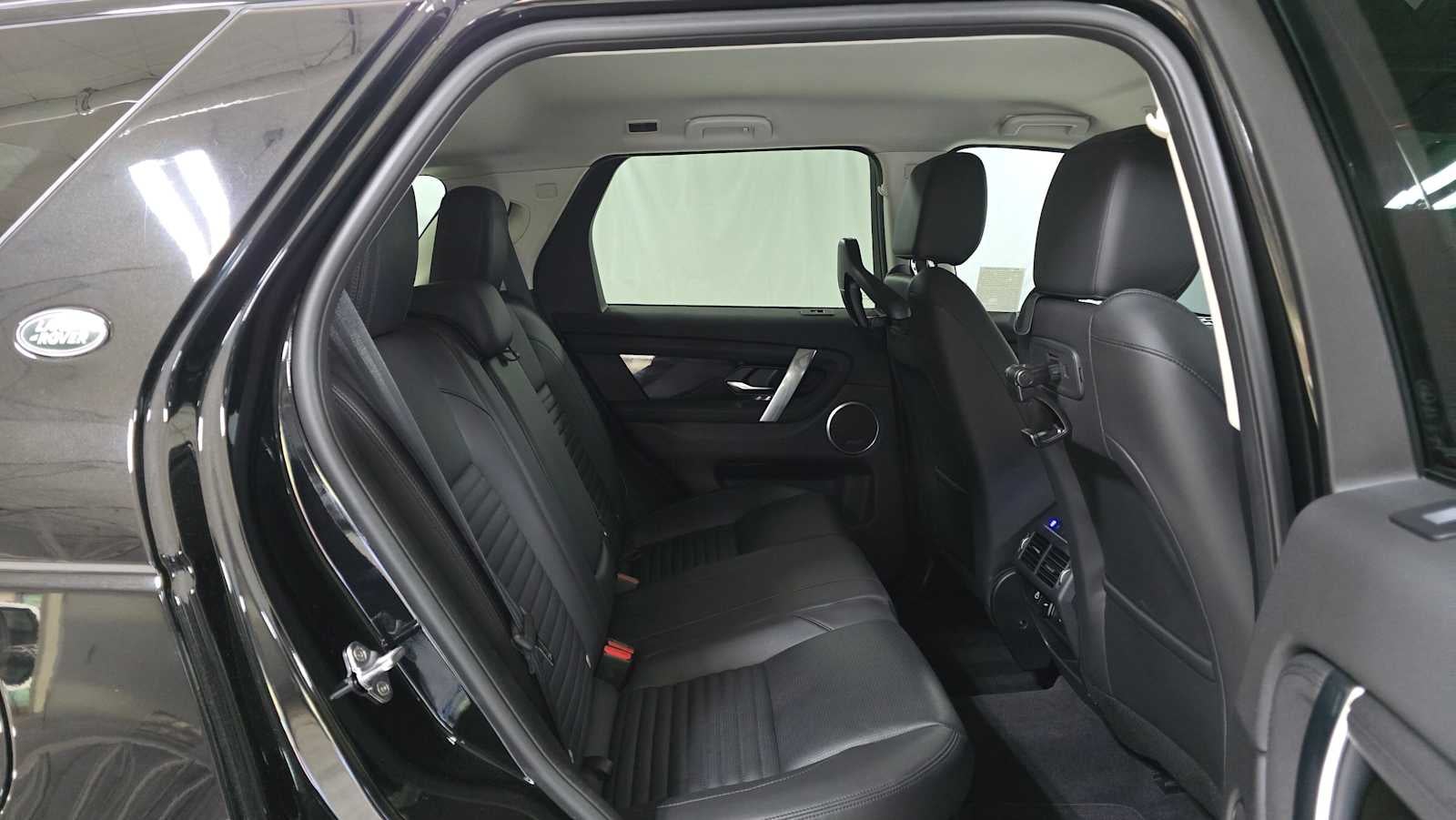 2023 Land Rover Discovery Sport SE