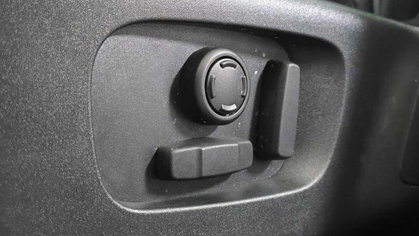 2024 Land Rover Range Rover Velar Dynamic SE