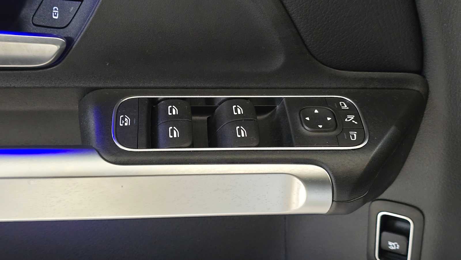 2025 Mercedes-Benz GLB GLB 250