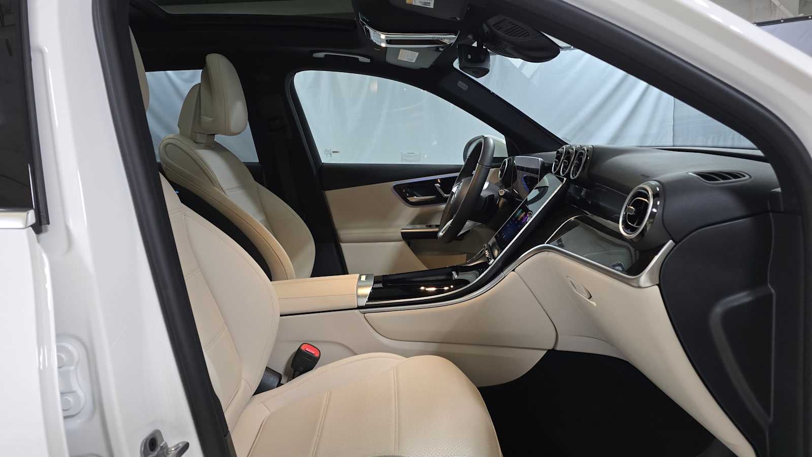 2025 Mercedes-Benz GLC GLC 300