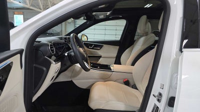 2025 Mercedes-Benz GLC GLC 300