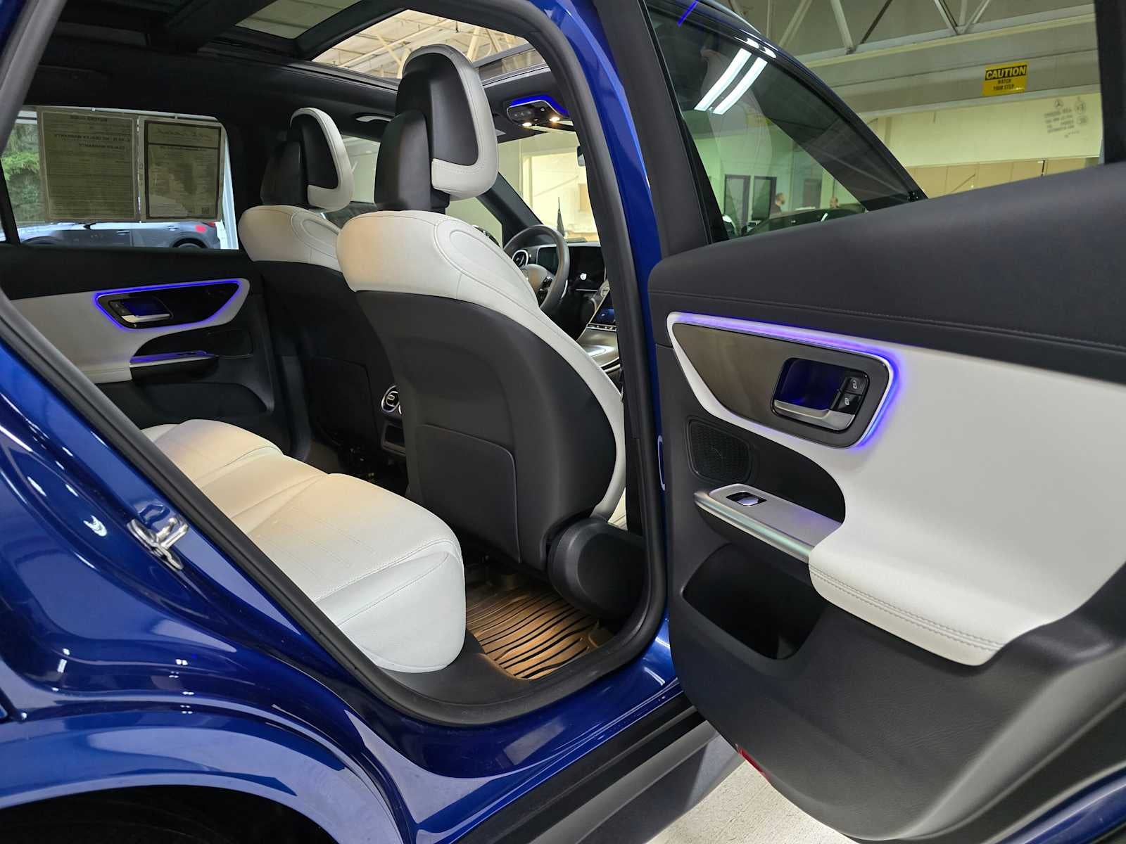 2025 Mercedes-Benz GLC GLC 300