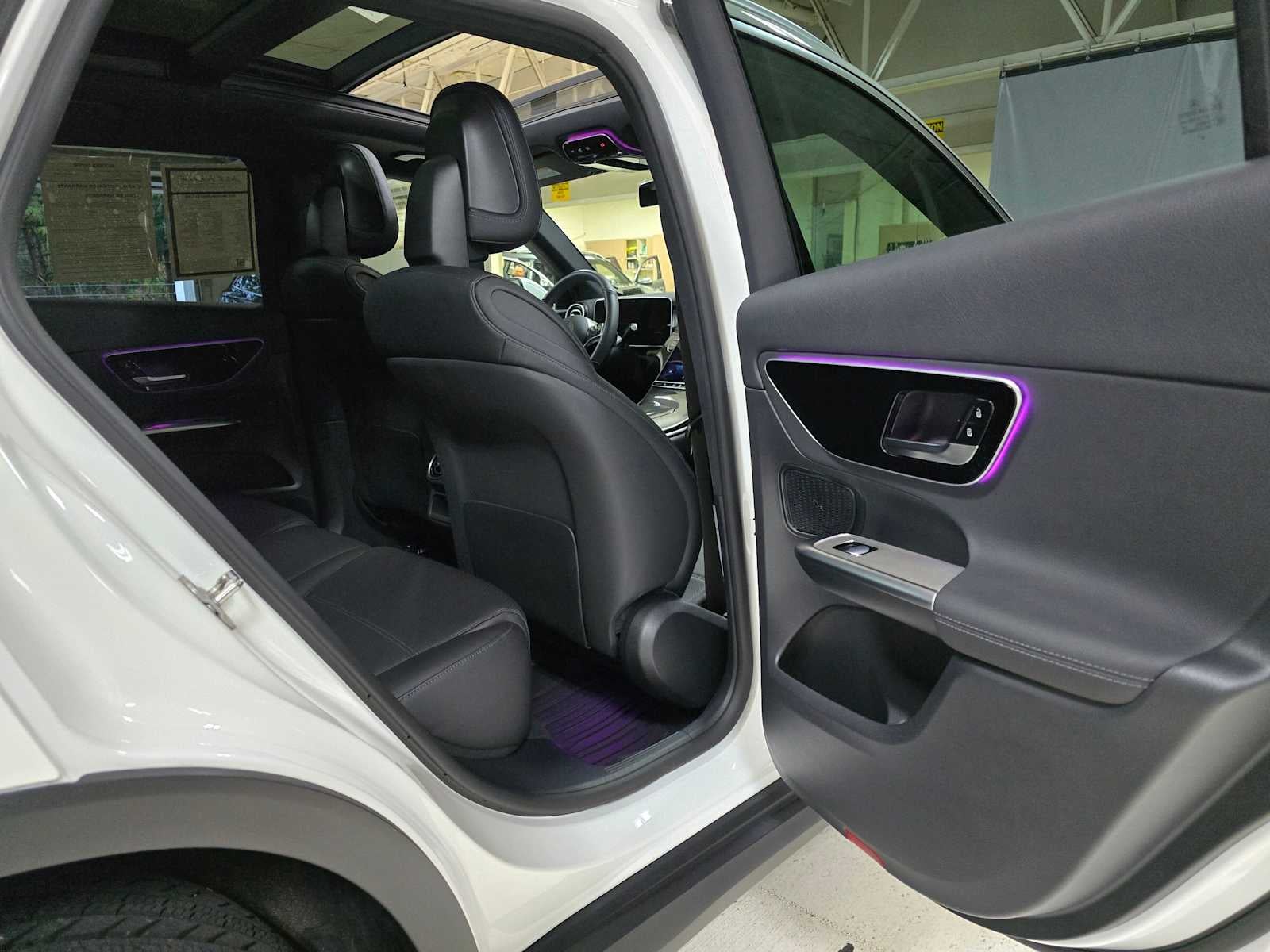 2025 Mercedes-Benz GLC GLC 300