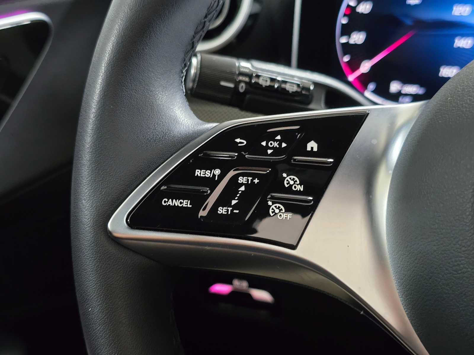 2025 Mercedes-Benz GLC GLC 300