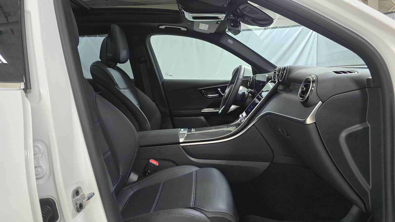 2025 Mercedes-Benz GLC GLC 300