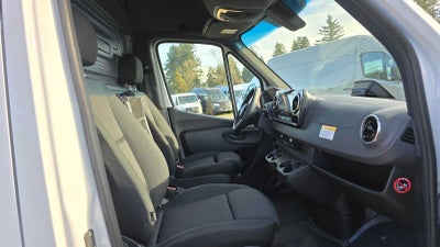 2025 Mercedes-Benz Sprinter 2500 Standard Roof I4 Diesel 144" RWD