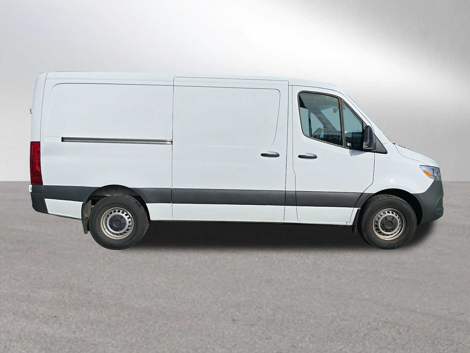 2025 Mercedes-Benz Sprinter 2500 Standard Roof I4 Diesel 144" RWD