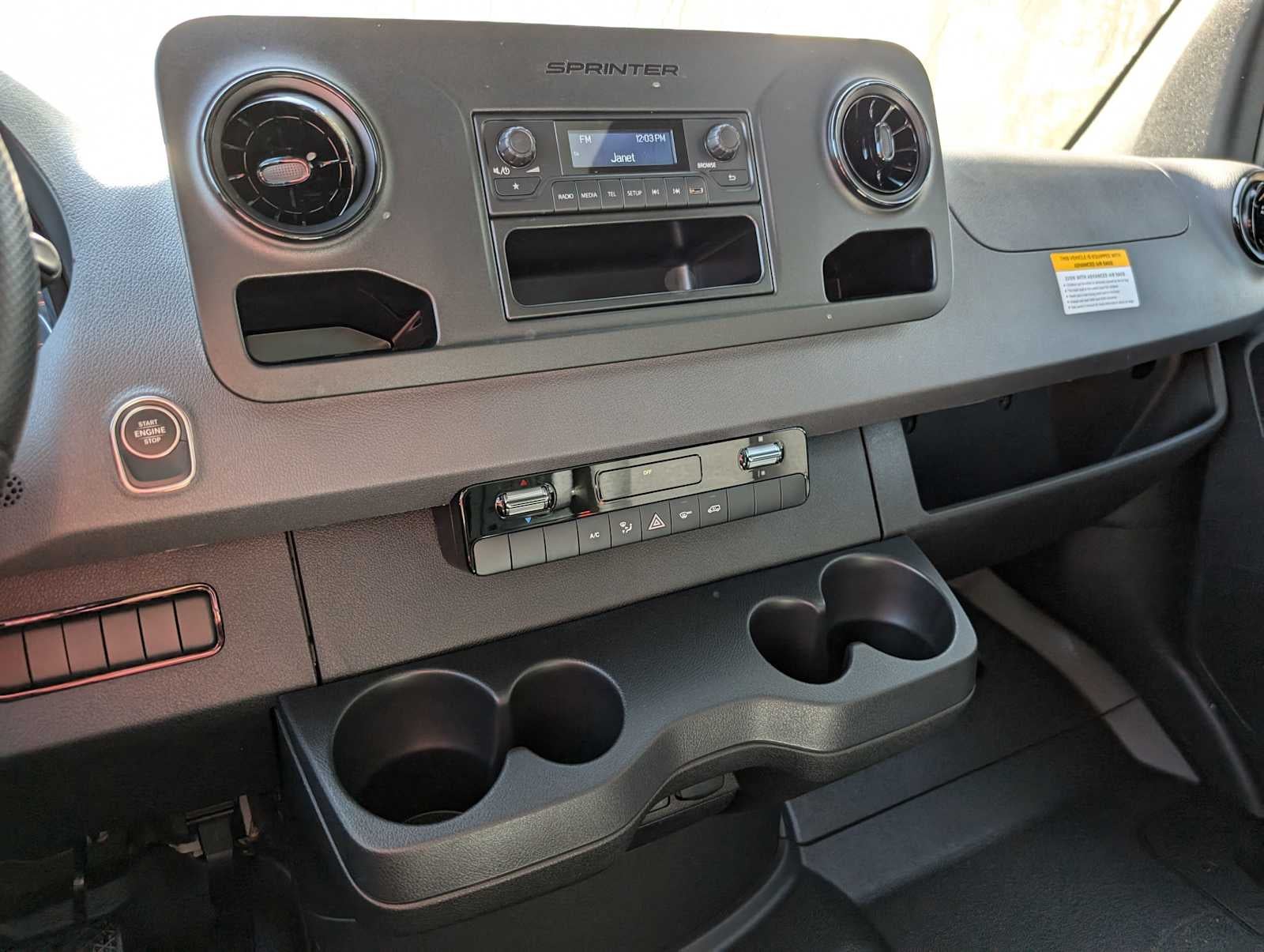 2025 Mercedes-Benz Sprinter 2500 Standard Roof I4 Diesel 144" RWD