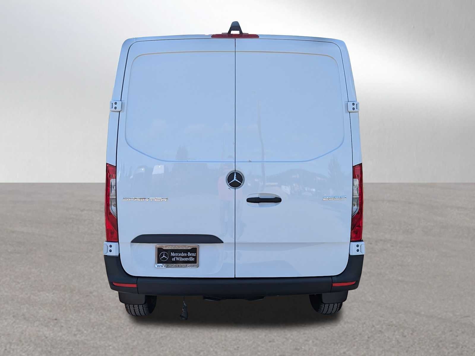 2025 Mercedes-Benz Sprinter 2500 Standard Roof I4 Diesel 144" RWD