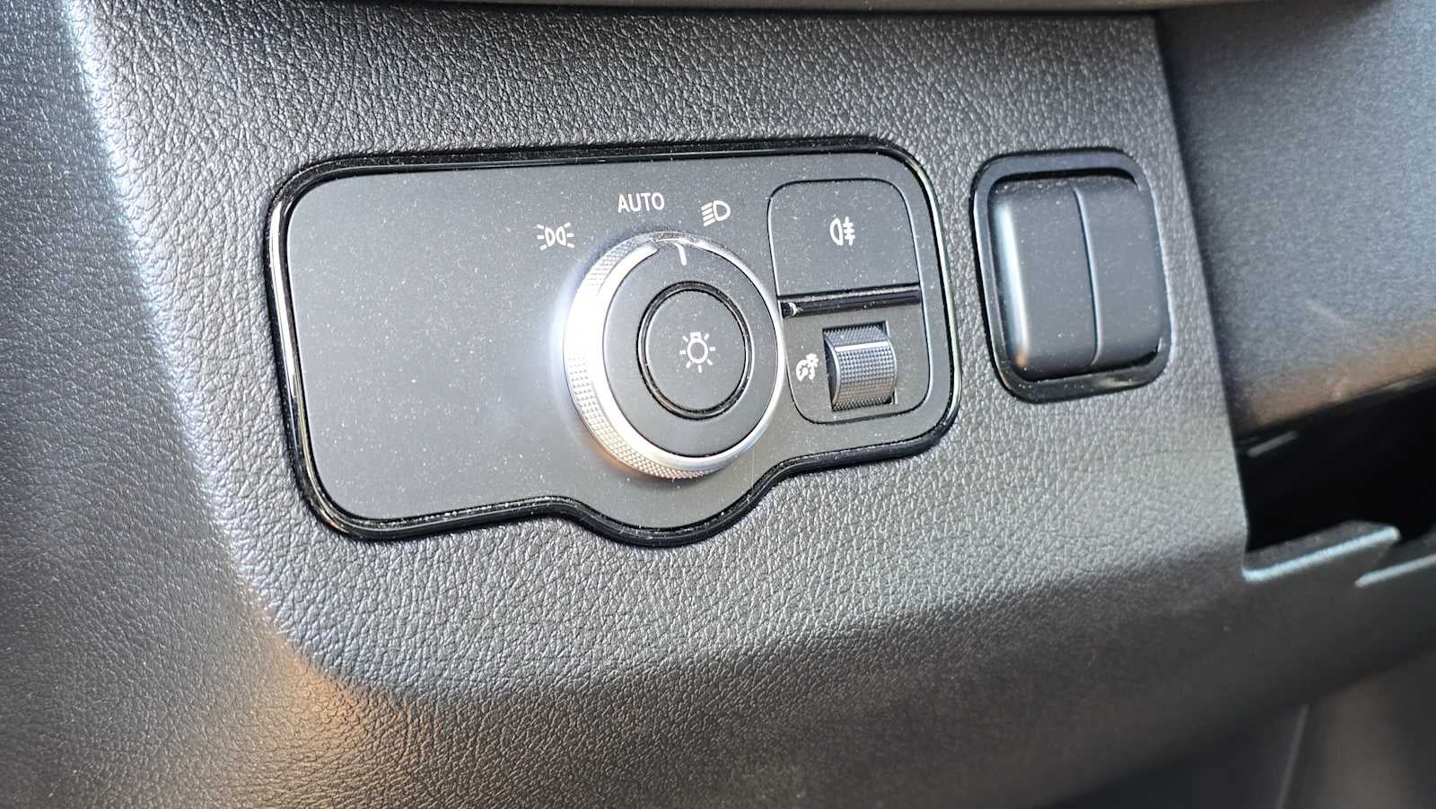 2025 Mercedes-Benz Sprinter 2500 Standard Roof I4 Diesel 144" RWD