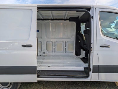2025 Mercedes-Benz Sprinter 2500 Standard Roof I4 Diesel 144" RWD