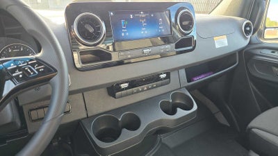 2025 Mercedes-Benz Sprinter 2500 Standard Roof I4 Diesel 144" RWD