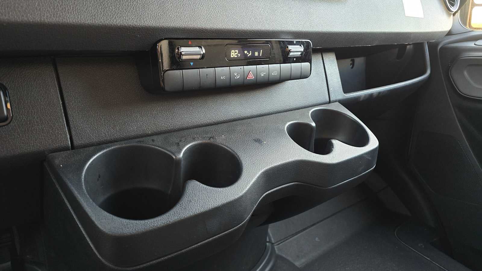 2025 Mercedes-Benz Sprinter 2500 Standard Roof I4 Diesel 144" RWD