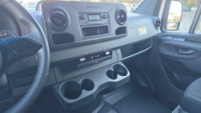 2025 Mercedes-Benz Sprinter 2500 Standard Roof I4 Diesel 144" RWD