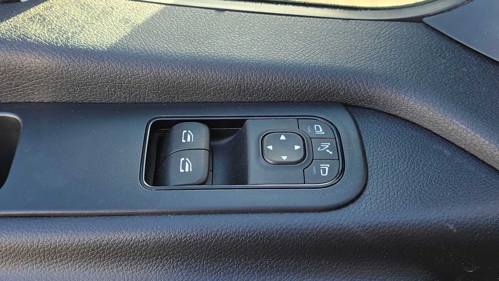 2025 Mercedes-Benz Sprinter 2500 Standard Roof I4 Diesel 144" RWD