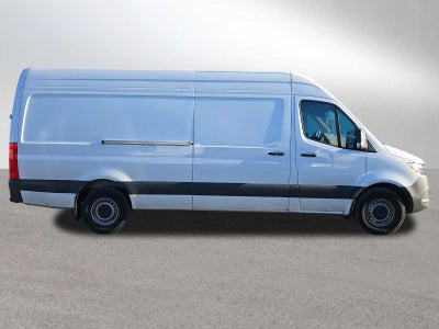 2025 Mercedes-Benz Sprinter 2500 High Roof I4 Diesel 170" RWD