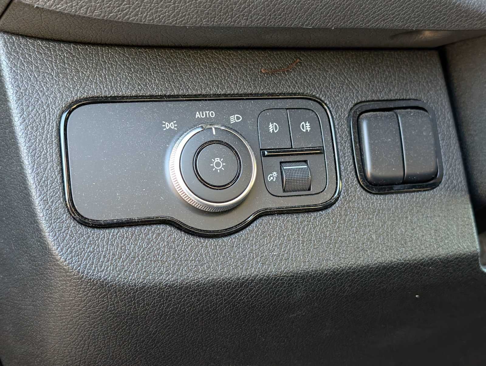 2022 Mercedes-Benz Sprinter 3500XD High Roof V6 170" Extended 4WD