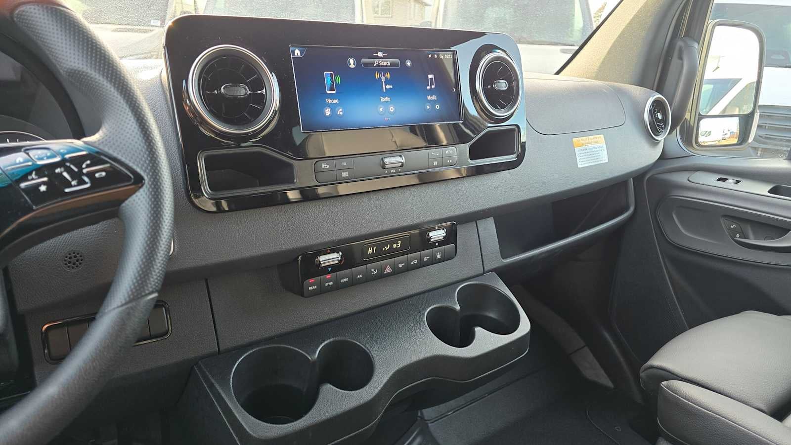 2025 Mercedes-Benz Sprinter 2500 Standard Roof I4 Diesel 144" RWD