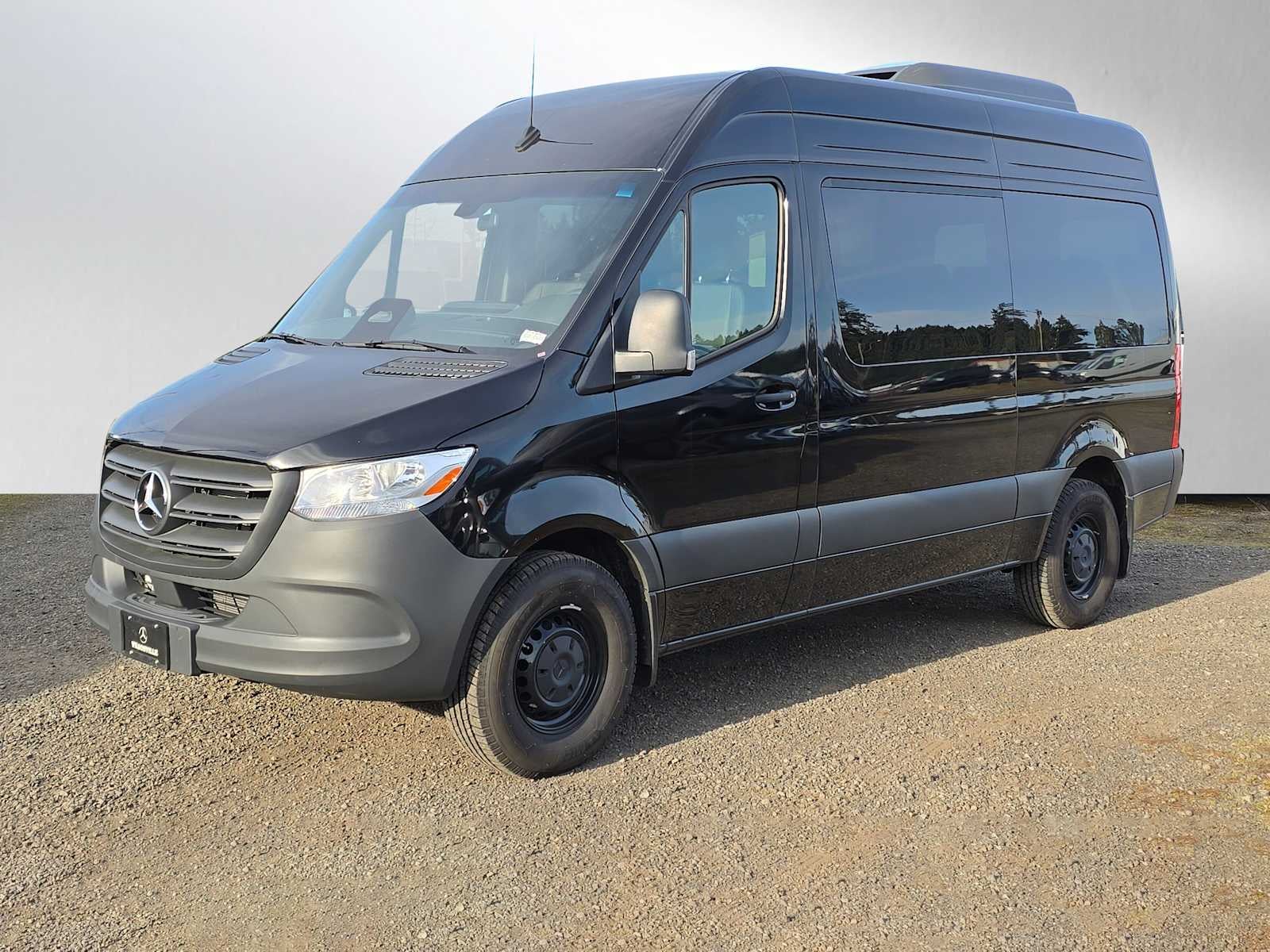 2025 Mercedes-Benz Sprinter 2500 Standard Roof I4 Diesel 144" RWD