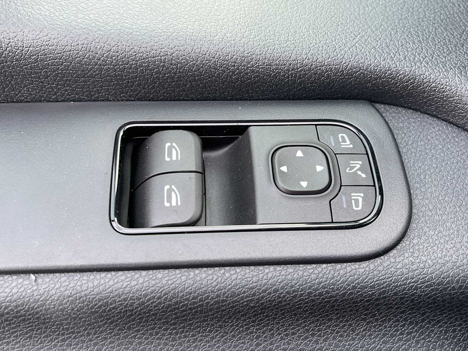 2024 Mercedes-Benz Sprinter 2500 Standard Roof I4 Diesel HO 144" RWD