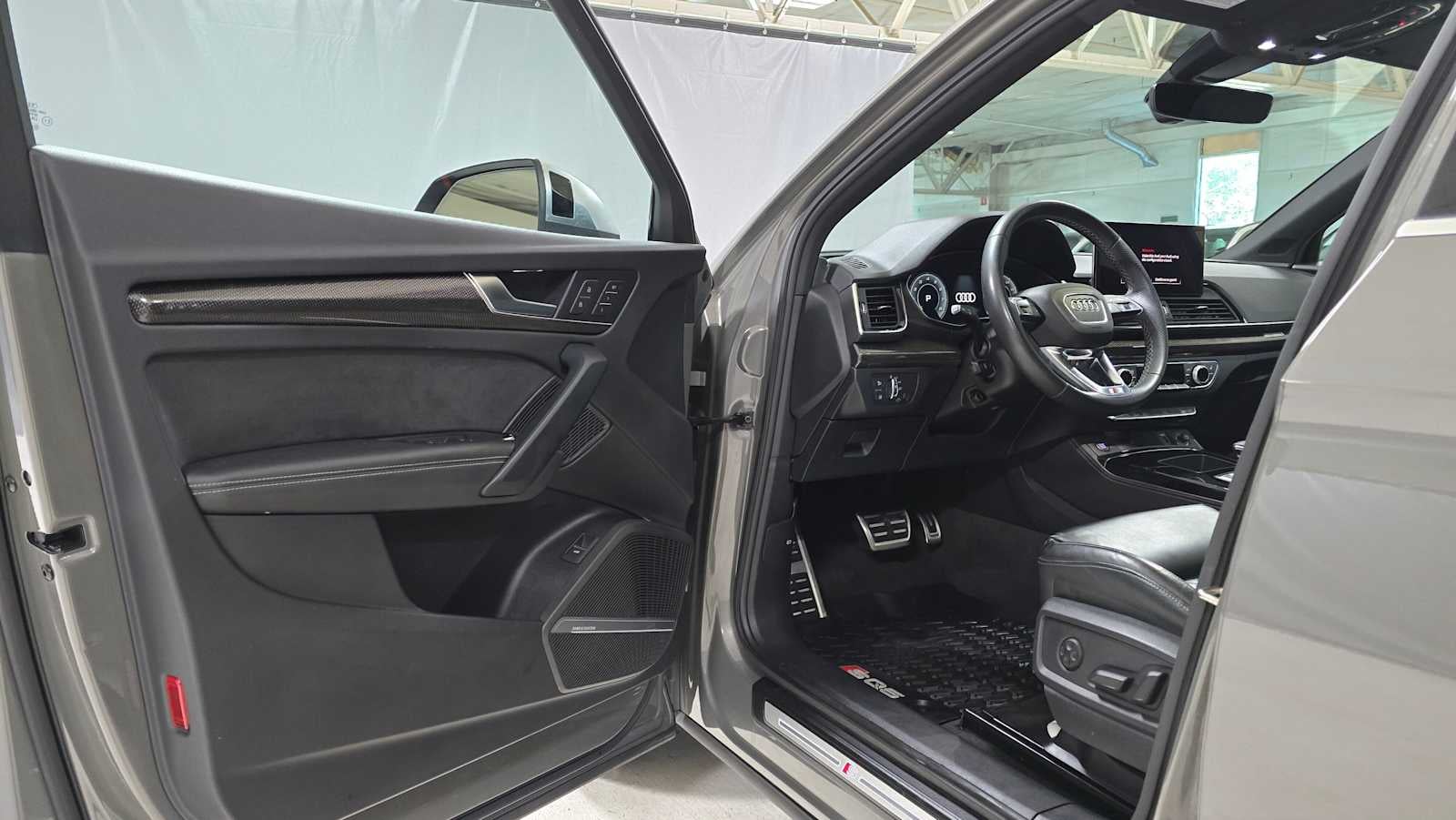 2023 Audi SQ5 Premium Plus