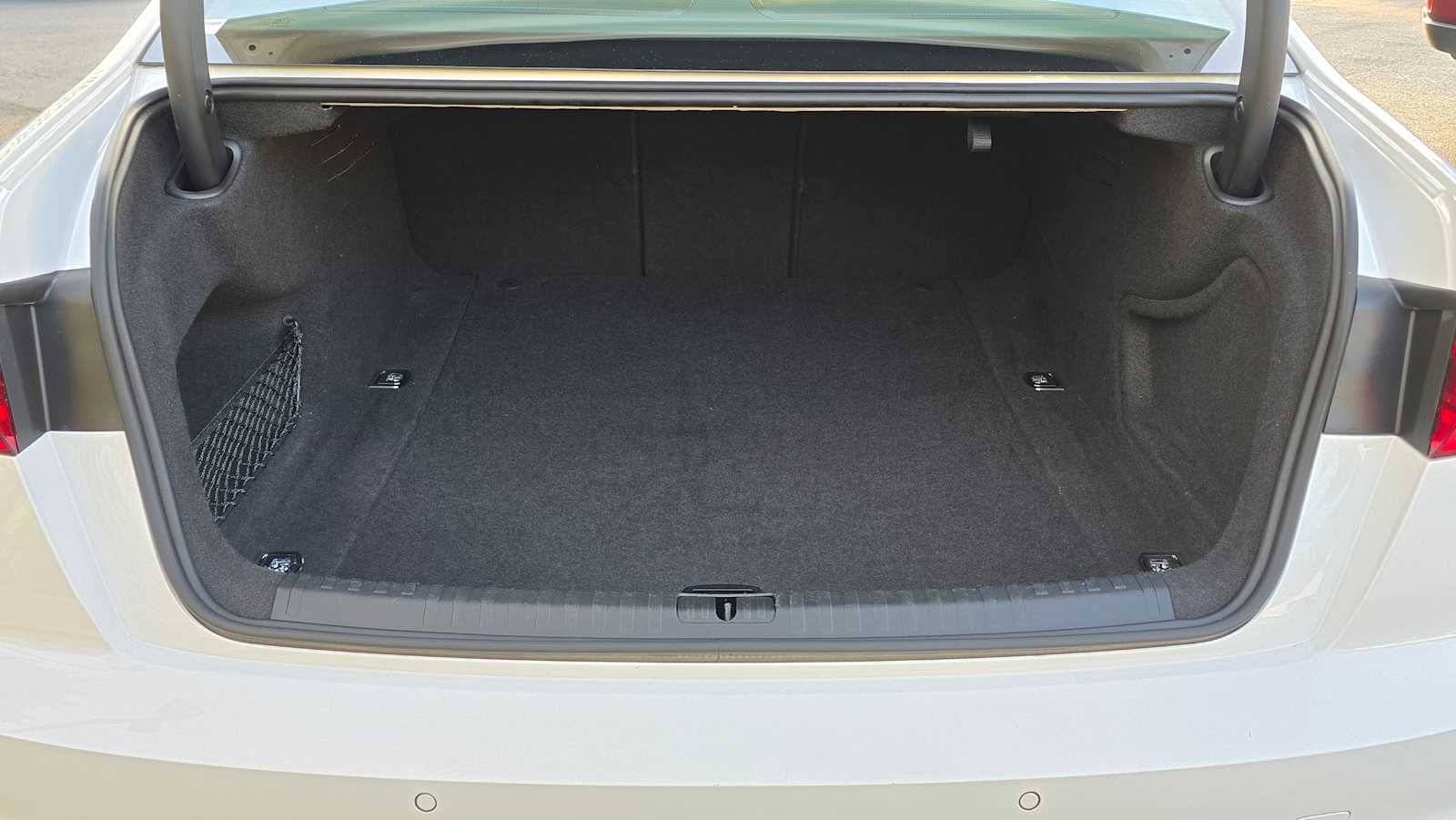 2024 Audi A6 Premium Plus