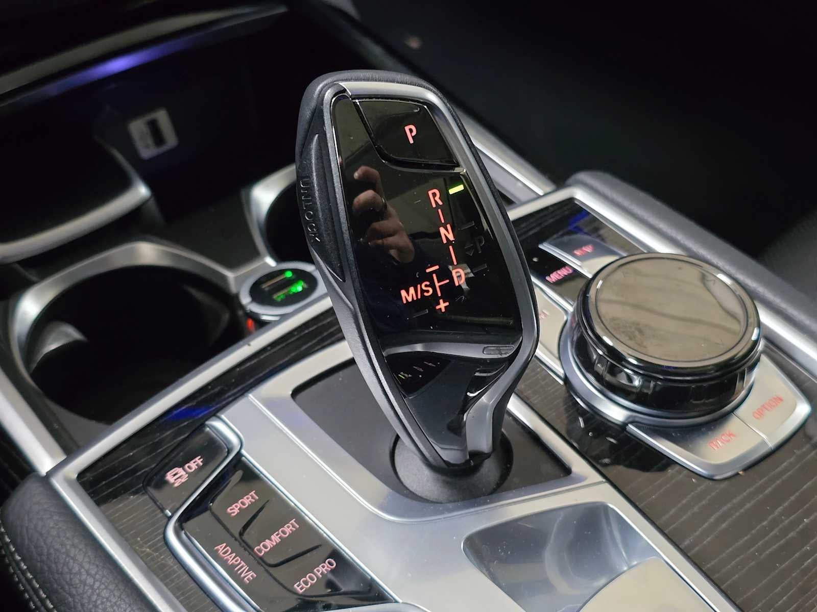 2018 BMW 7 Series 740e xDrive iPerformance