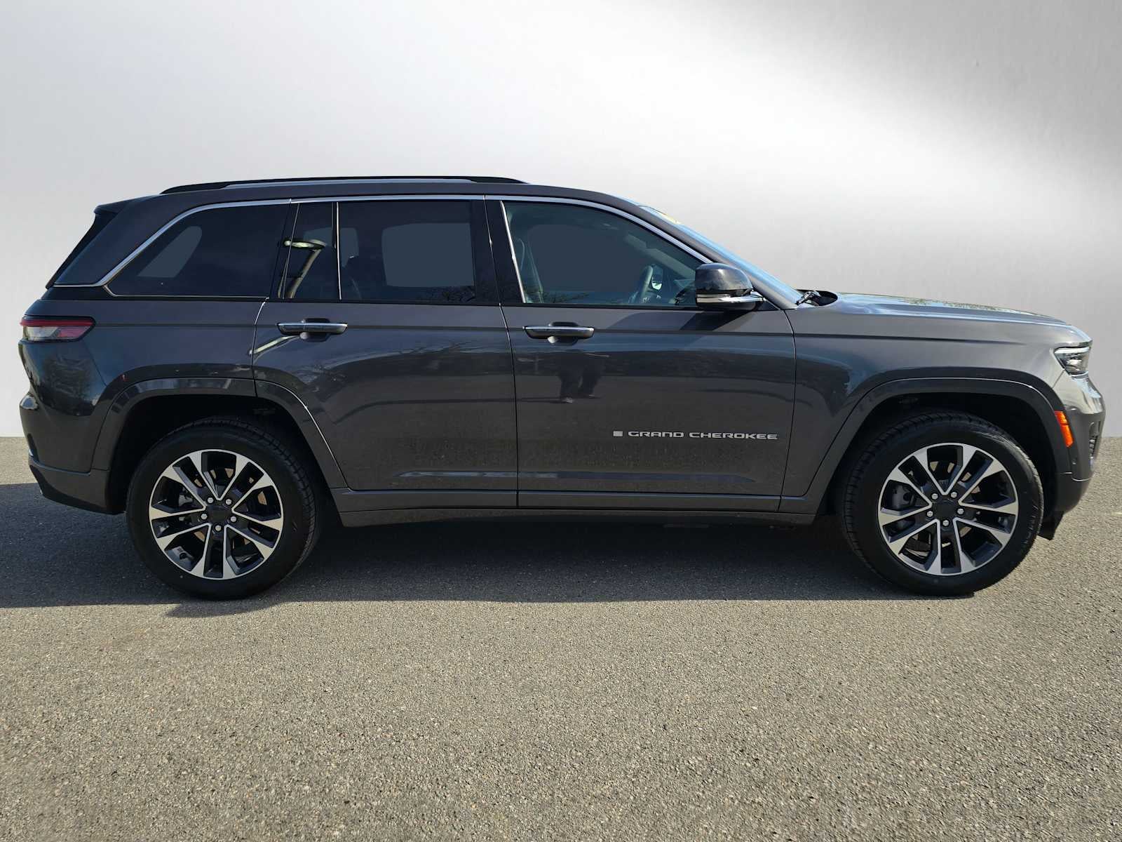 2023 Jeep Grand Cherokee 4xe Overland
