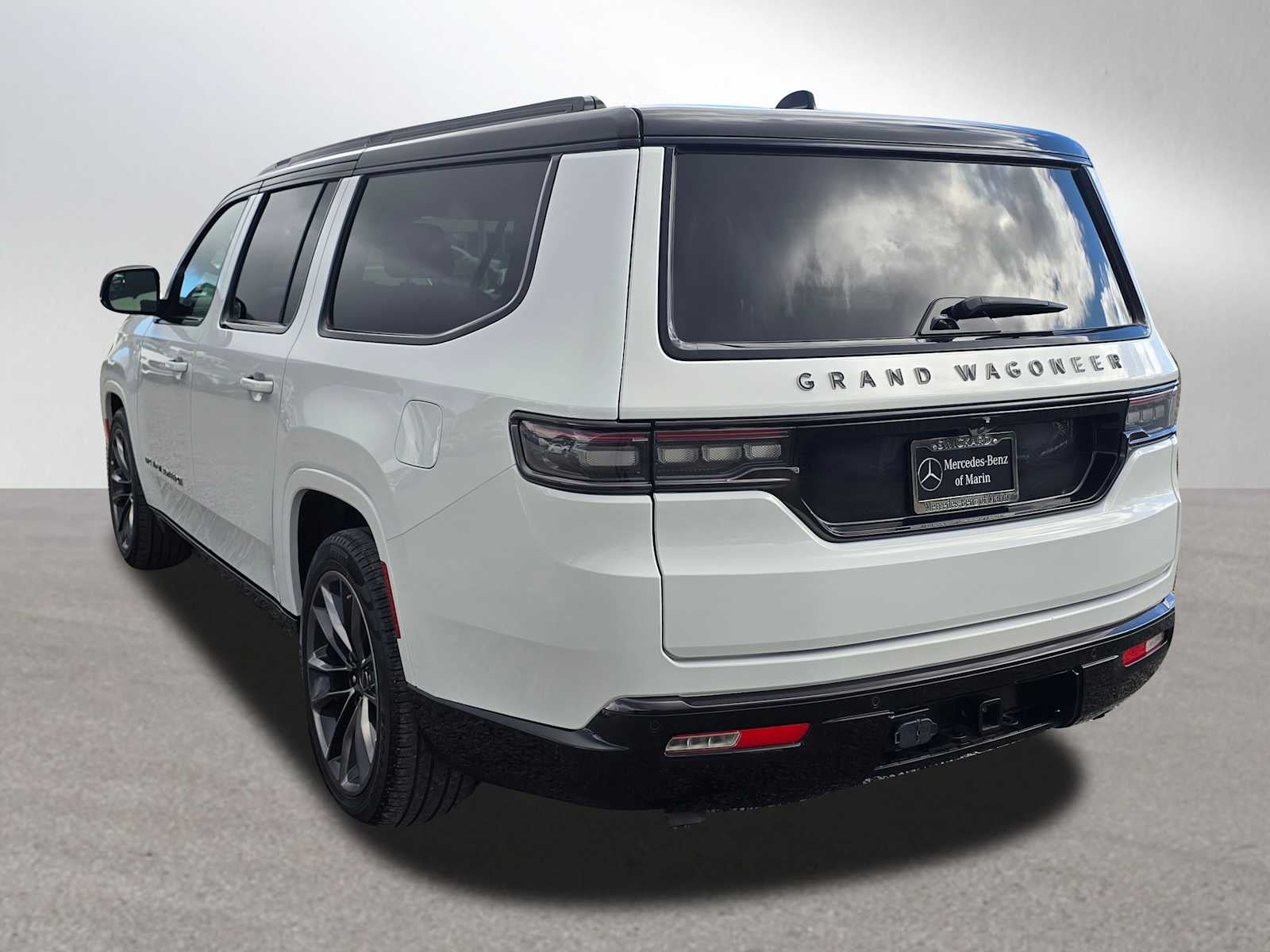 2024 Jeep Grand Wagoneer L Series III Obsidian