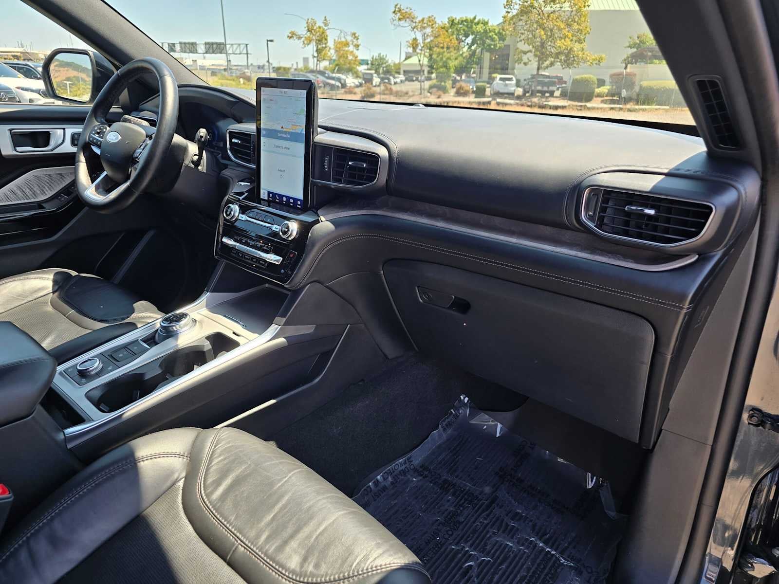 2023 Ford Explorer Platinum