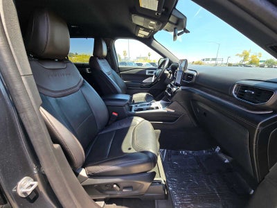 2023 Ford Explorer Platinum
