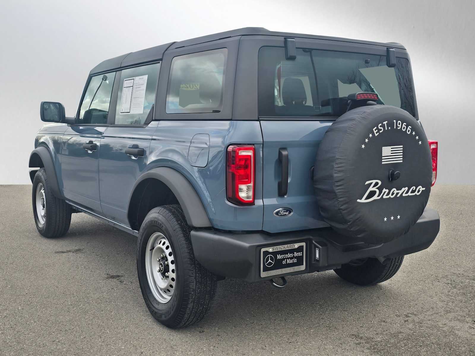 2025 Ford Bronco Base