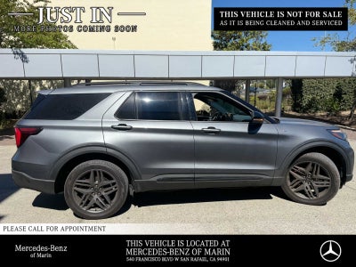 2025 Ford Explorer ST-Line