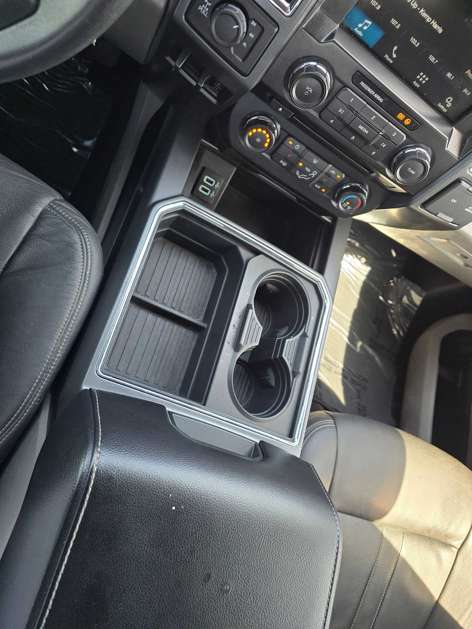 2017 Ford Super Duty F-250 Pickup XLT