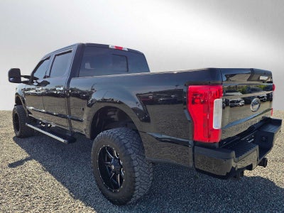2017 Ford Super Duty F-250 Pickup XLT