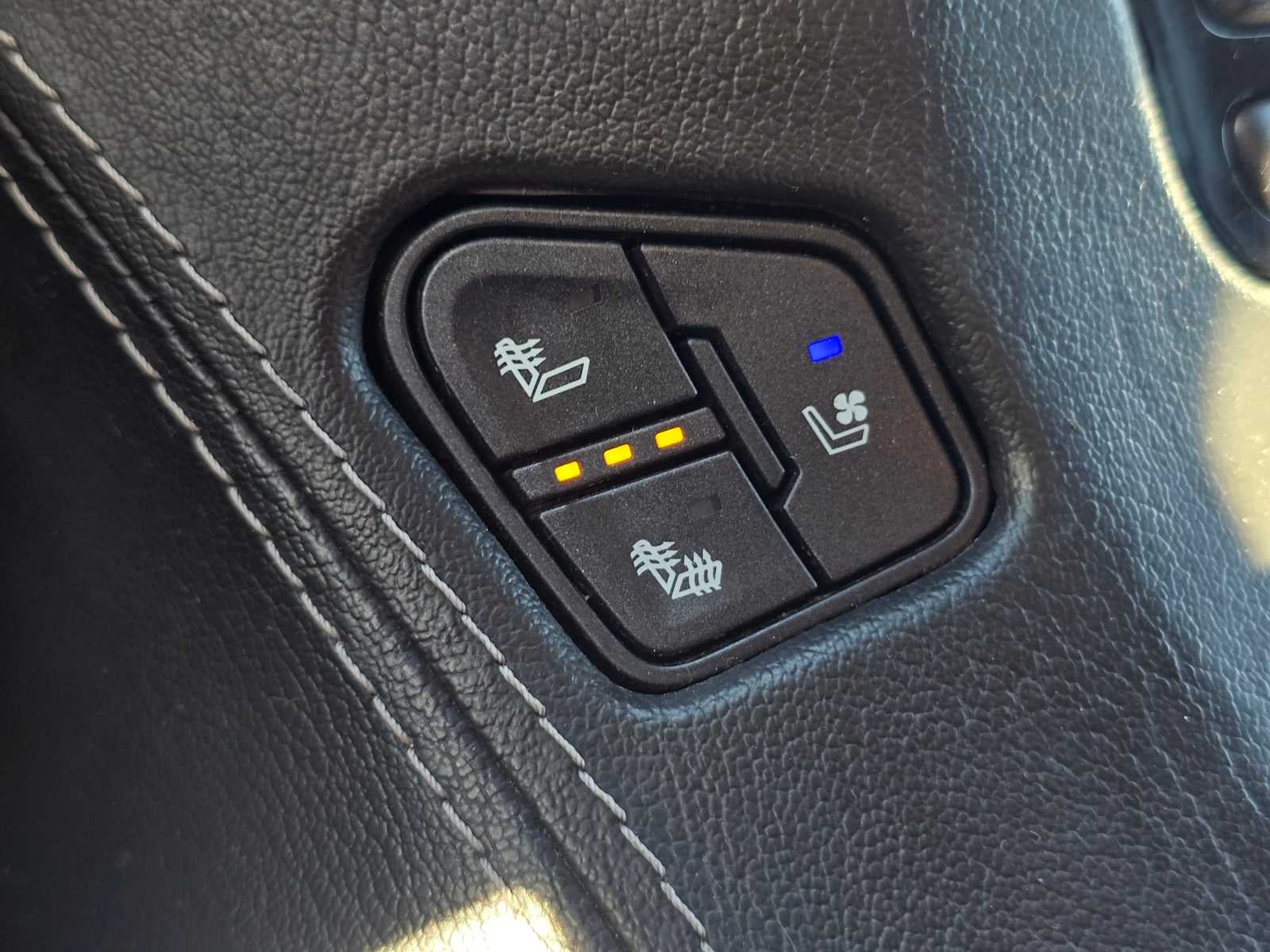 2017 GMC Yukon XL SLT