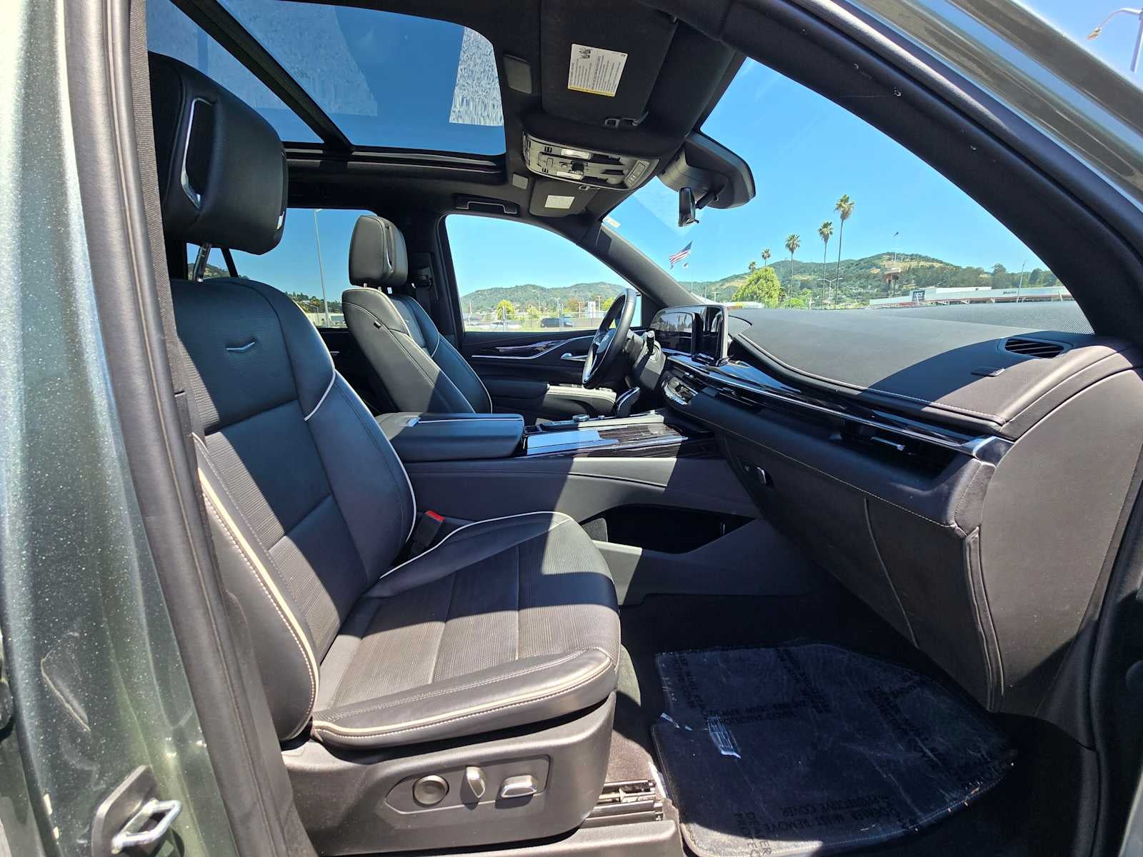 2023 Cadillac Escalade 4WD Sport