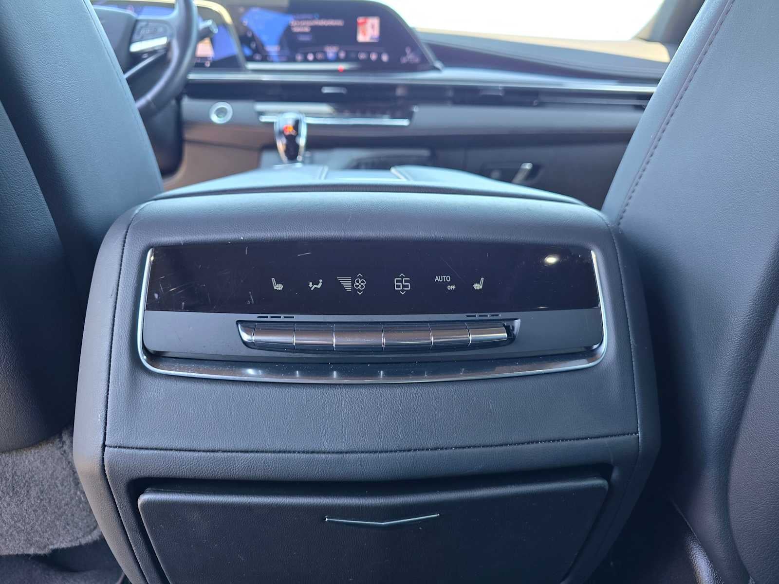 2023 Cadillac Escalade 4WD Sport