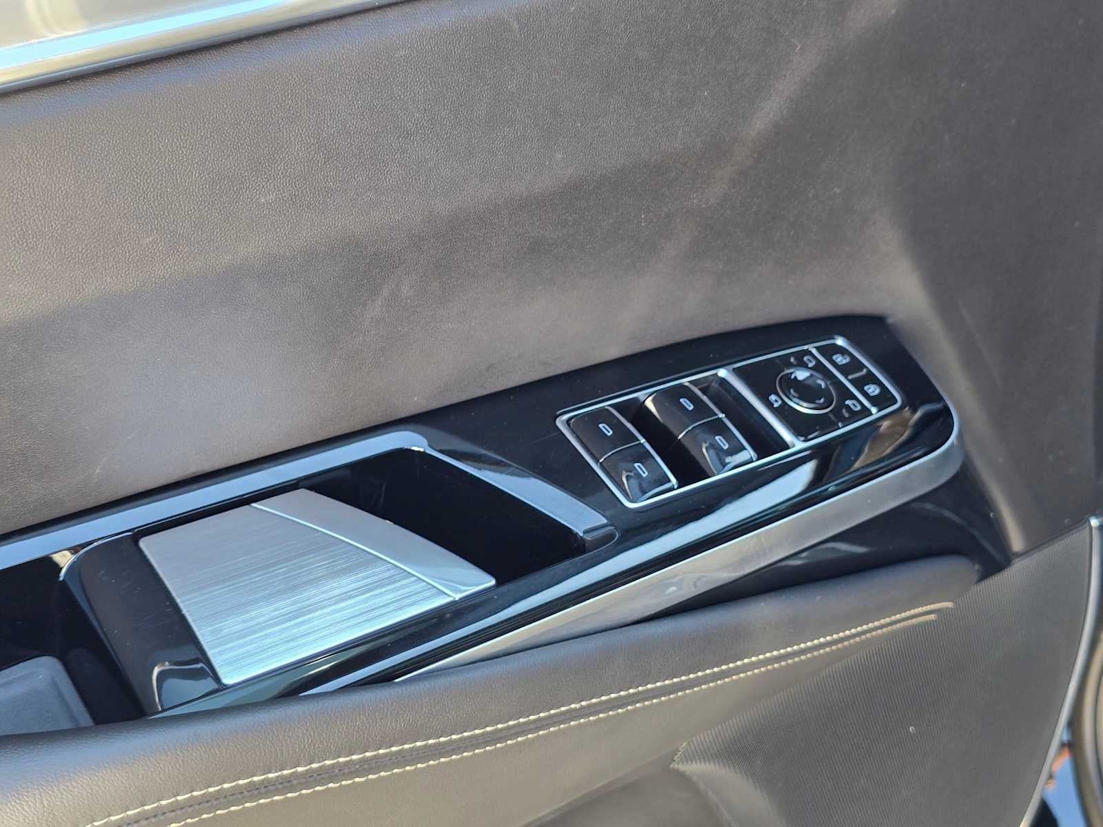 2025 Cadillac Escalade AWD V-Series