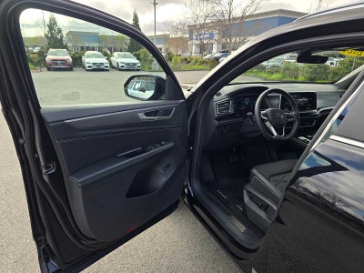 2024 Volkswagen Atlas Cross Sport 2.0T SE w/Technology