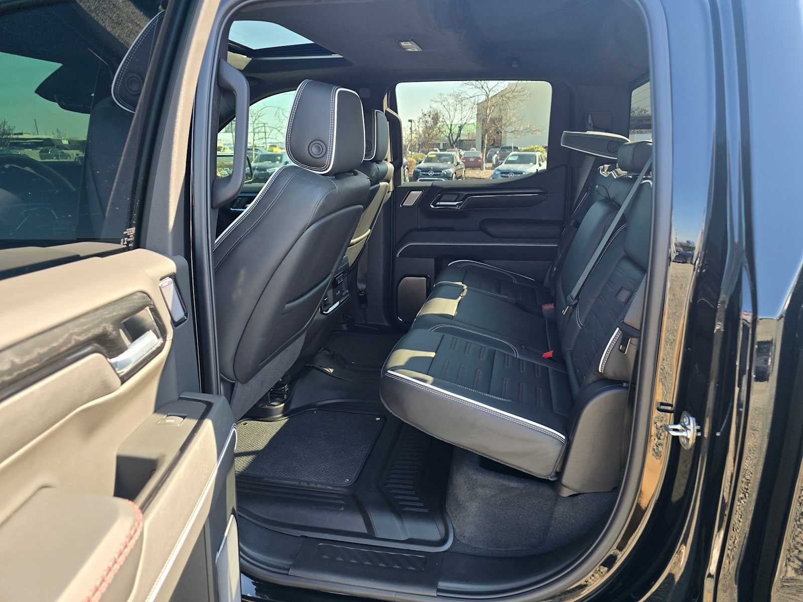2025 GMC Sierra 1500 AT4X