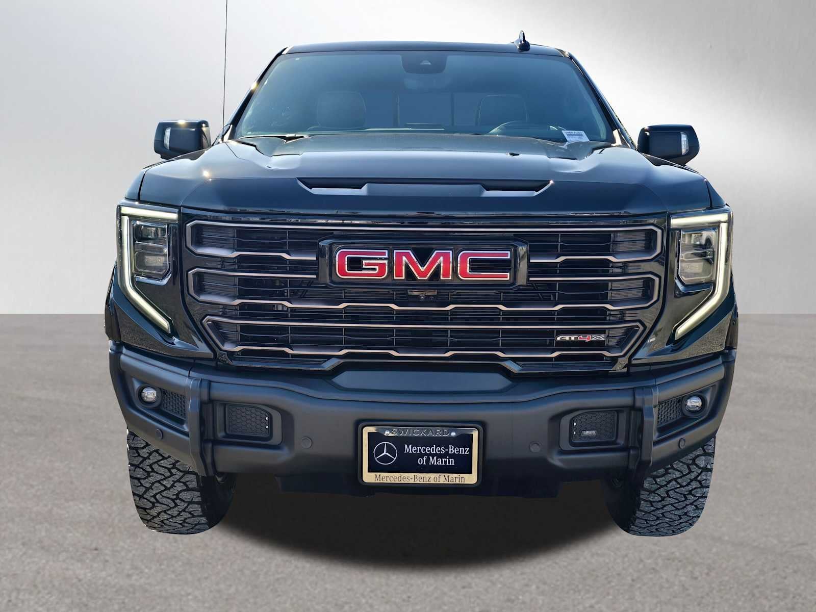 2025 GMC Sierra 1500 AT4X