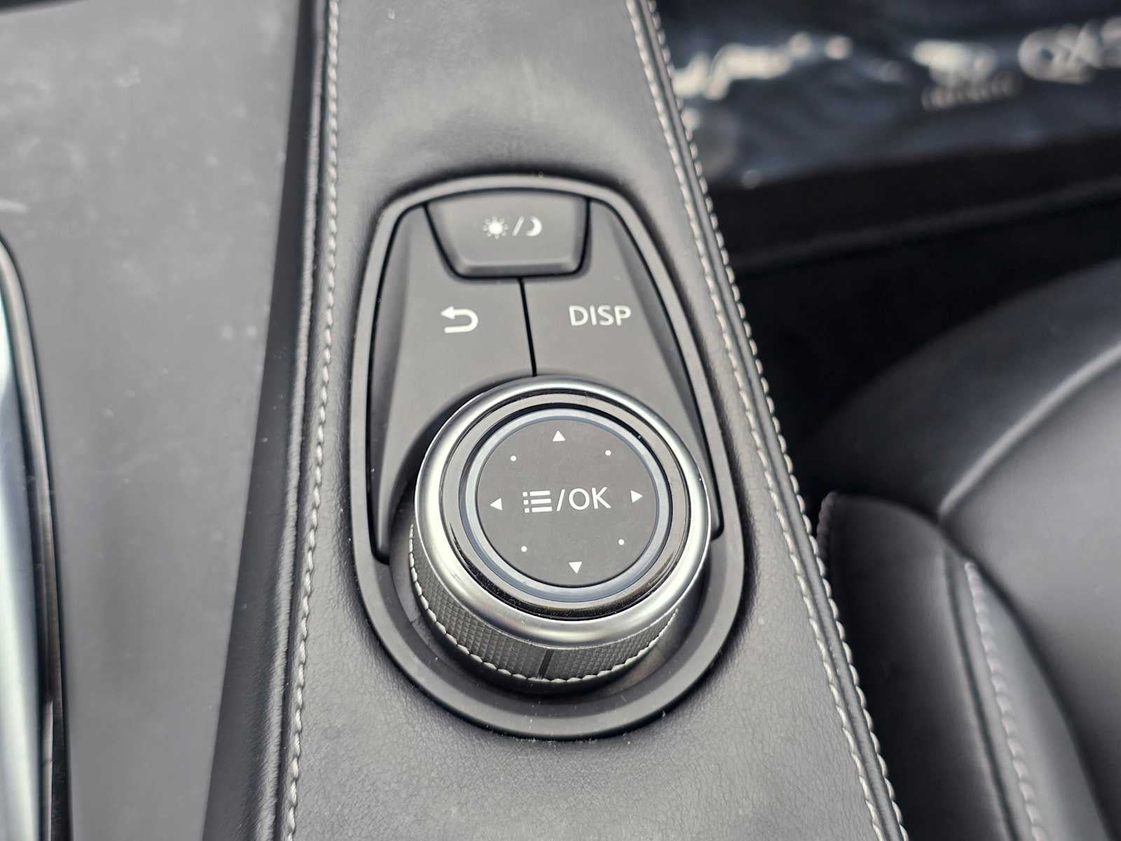 2021 INFINITI QX50 LUXE