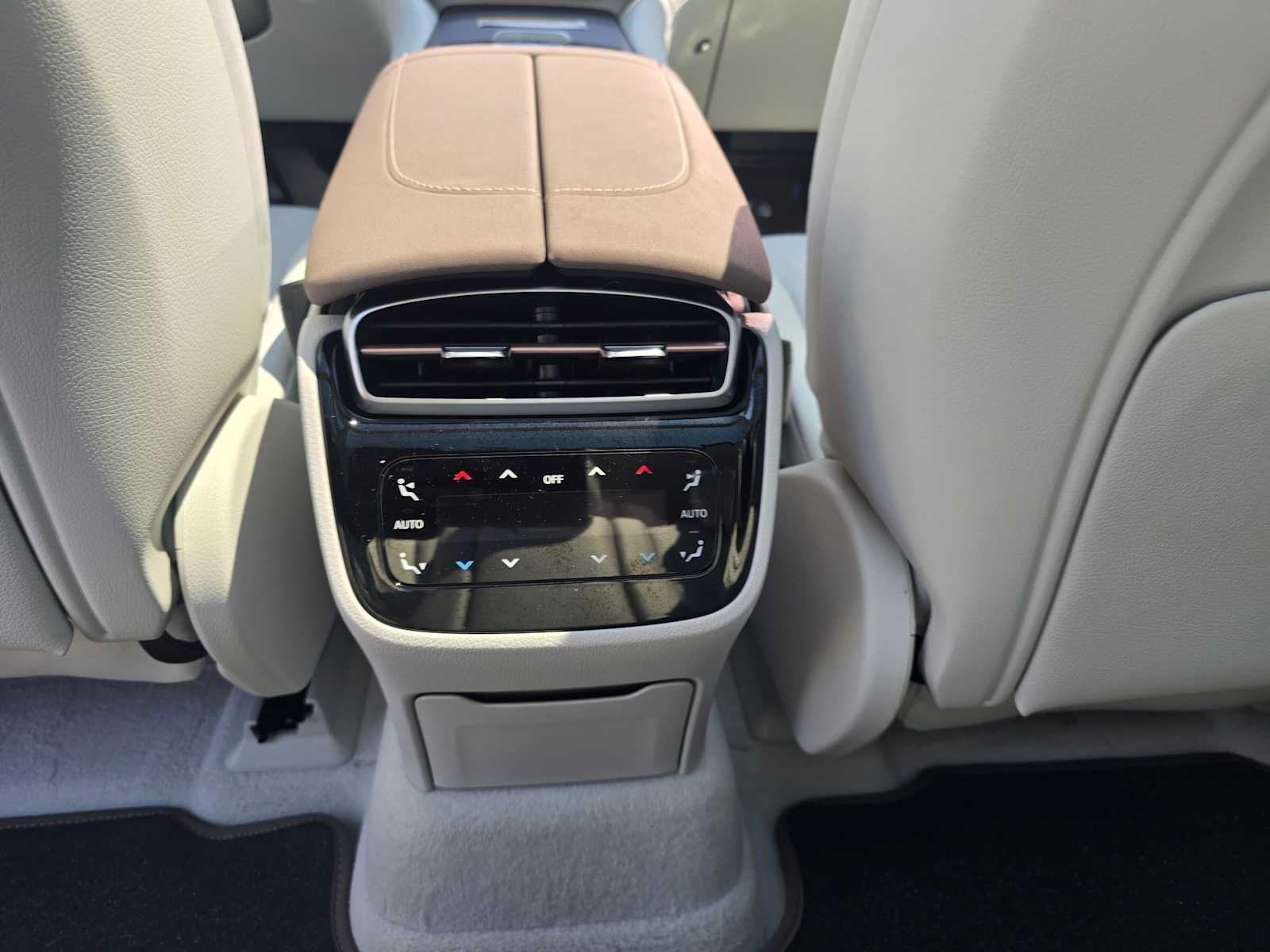 2026 Mercedes-Benz EQS 400 4MATIC® SUV