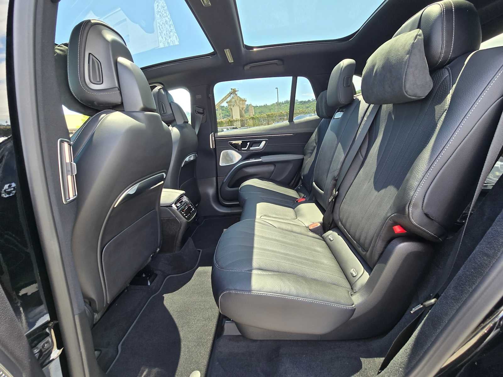 2026 Mercedes-Benz EQS 400 4MATIC® SUV