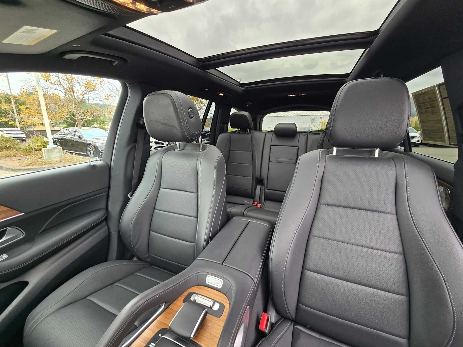 2025 Mercedes-Benz GLS 450 4MATIC® SUV