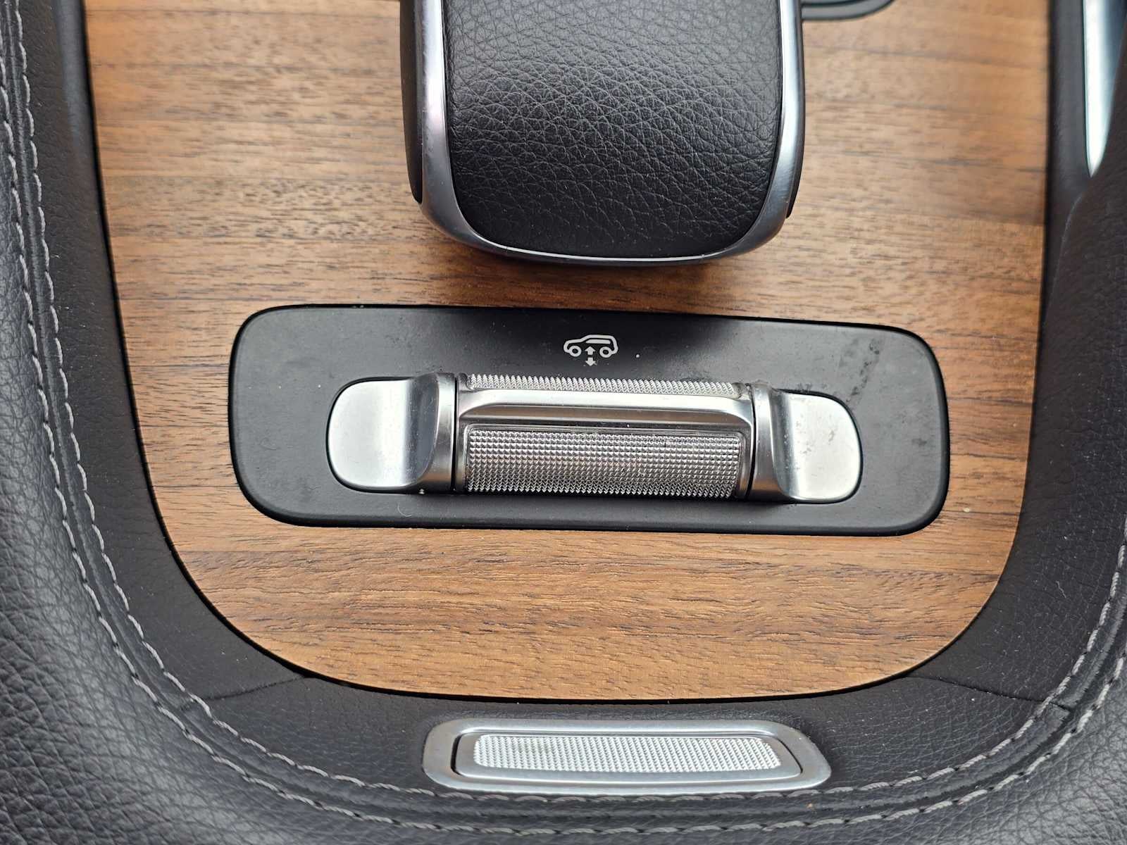 2025 Mercedes-Benz GLS 450 4MATIC® SUV