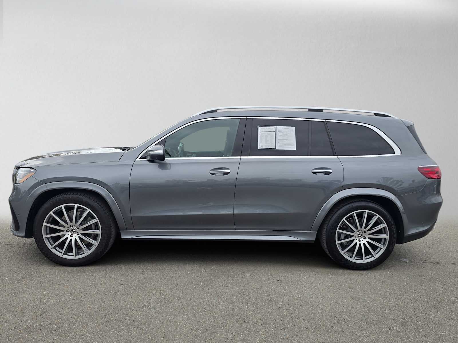 2025 Mercedes-Benz GLS 450 4MATIC® SUV