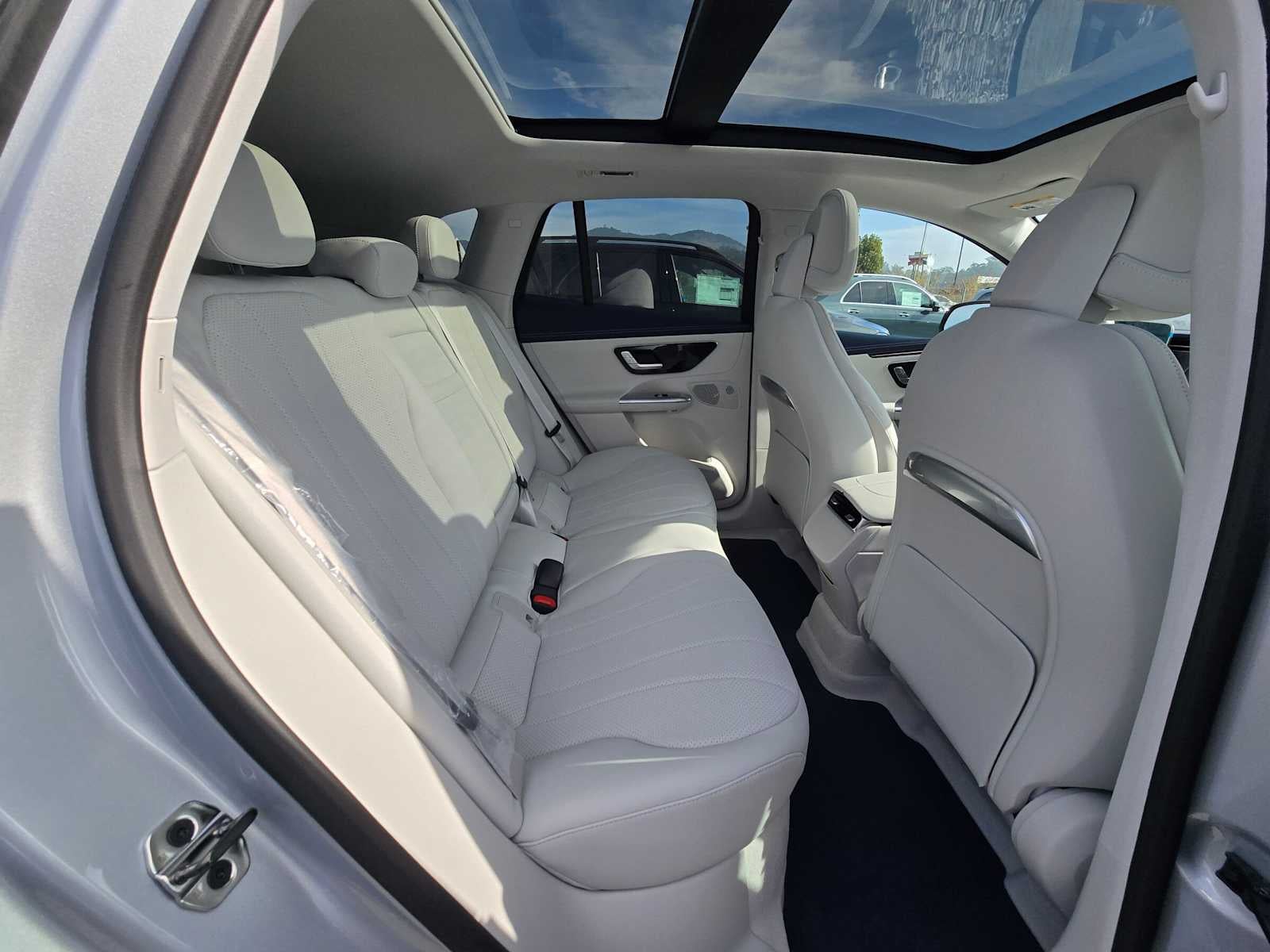 2027 Mercedes-Benz EQE 320 4MATIC® SUV